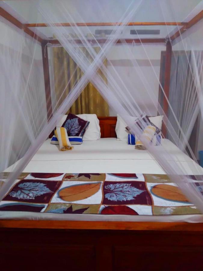 Habitación en casa particular Hiriketiya Hill
