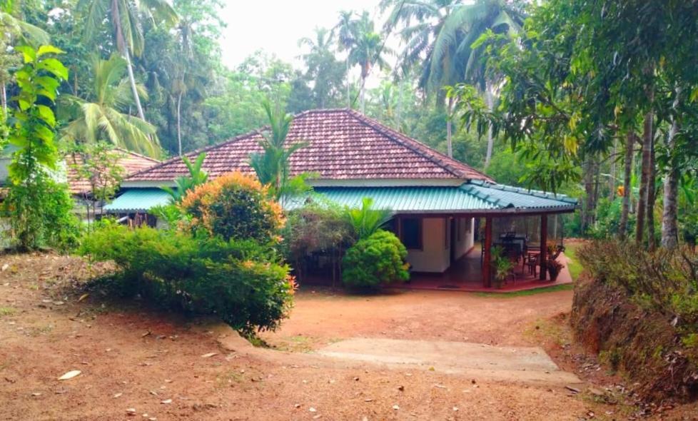 Habitación en casa particular Hiriketiya Hill