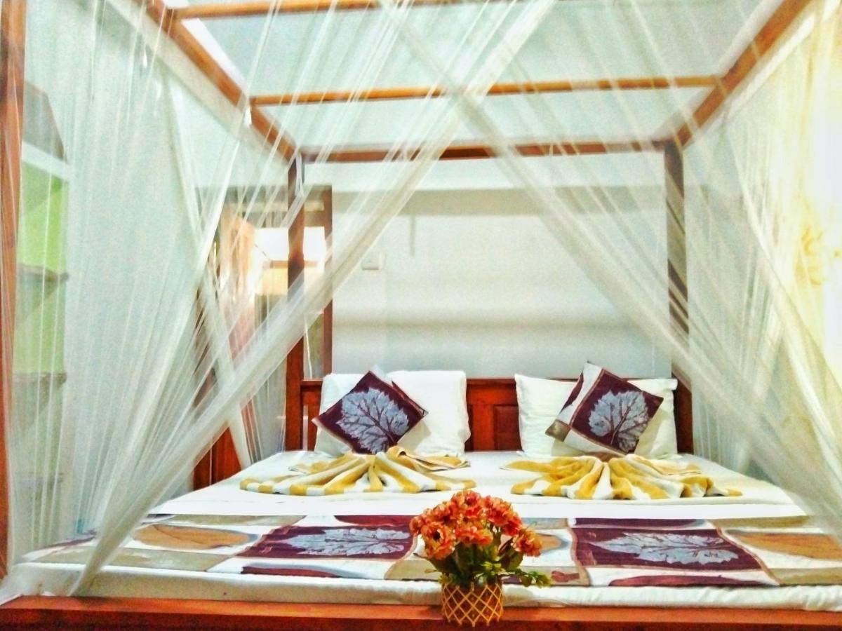 Hiriketiya Hill Habitación en casa particular Dikwella Sur