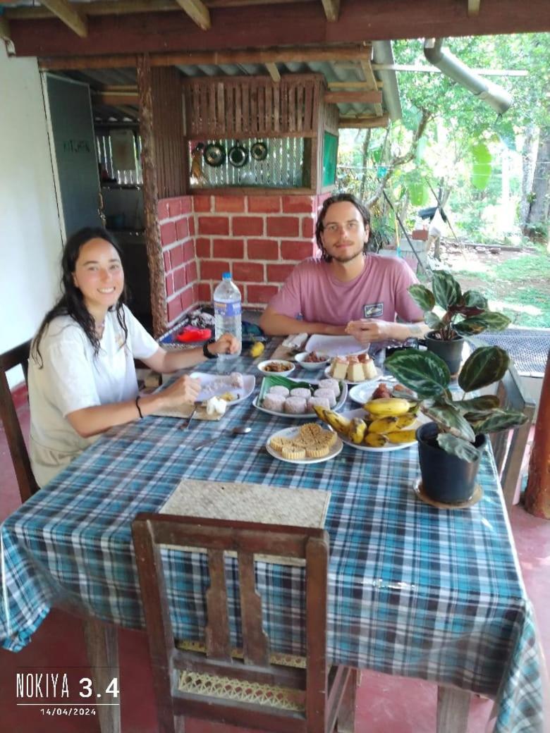 Hiriketiya Hill Privatunterkunft Dikwella